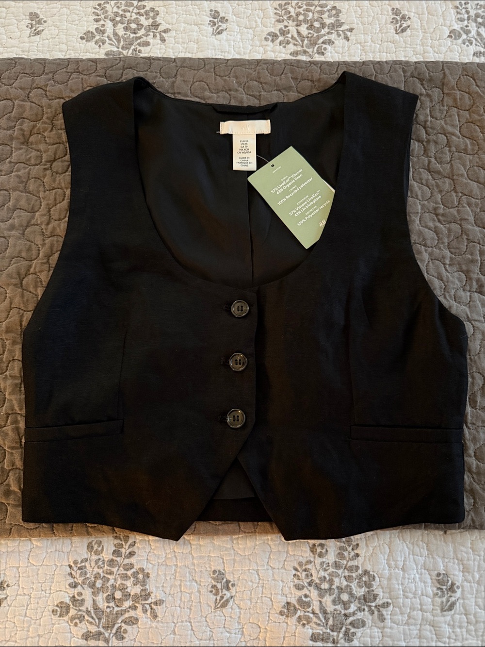 H&M Black Women's Tailored Vest - Picture 1 of 4
